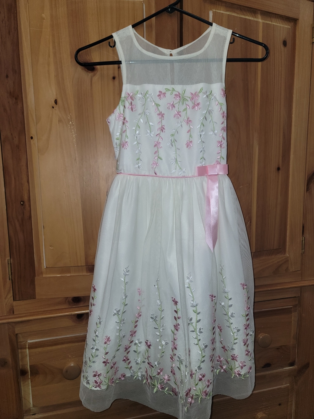 Jona Michelle White Floral Embroidered Dress with Pink Ribbon